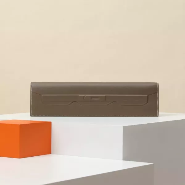 에르메스 스위프트 가죽 핸드 클러치