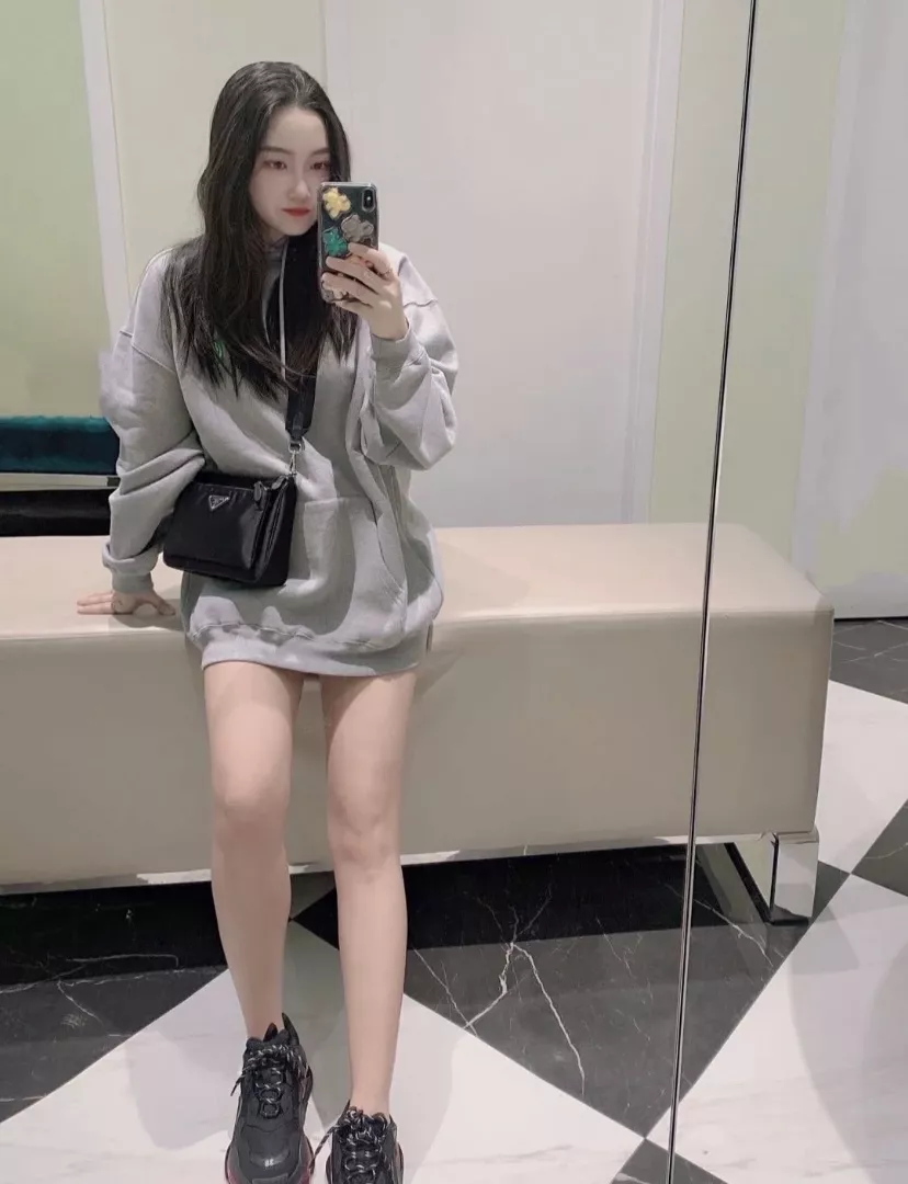 프라다 체인 스트랩 나일론 숄더백 상세 이미지 13