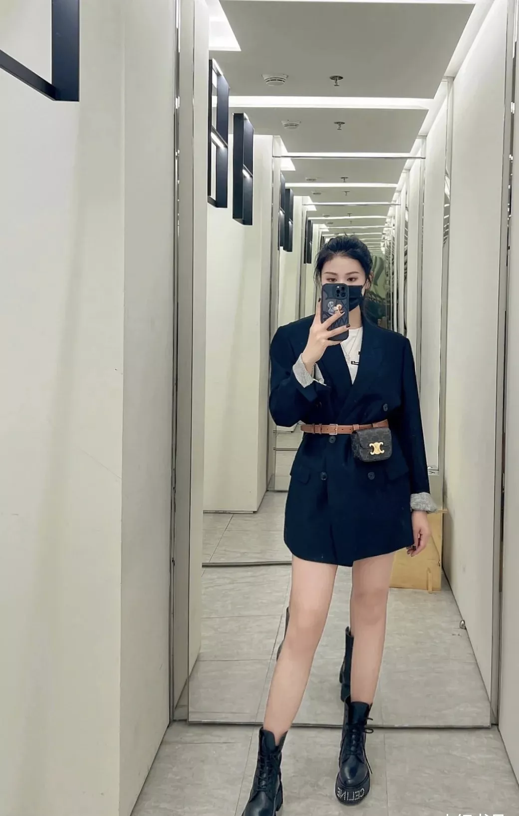 셀린느 미니 벨트백 상세 이미지 22