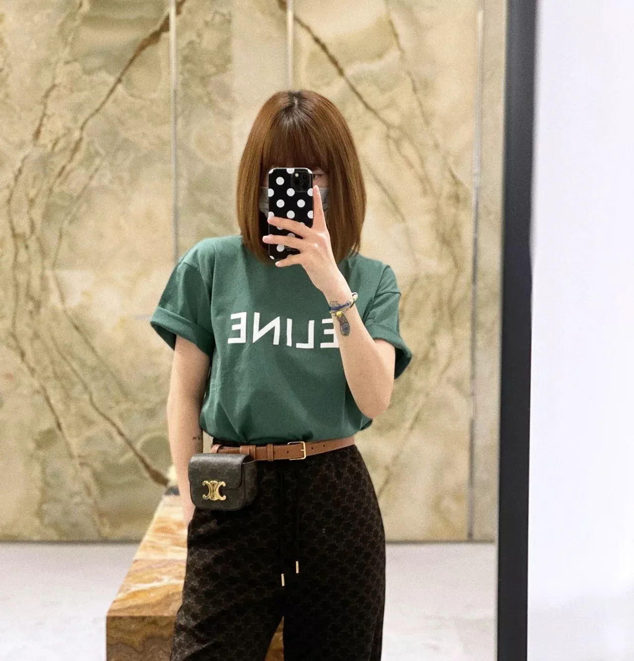 셀린느 미니 벨트백 상세 이미지 19