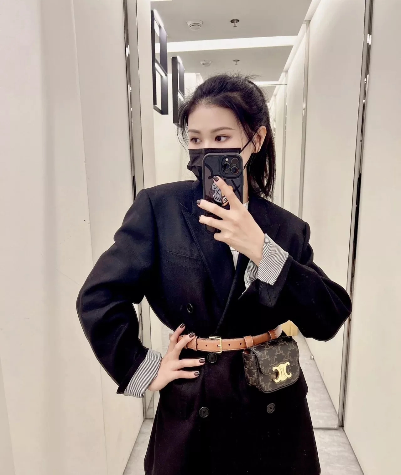 셀린느 미니 벨트백 상세 이미지 21