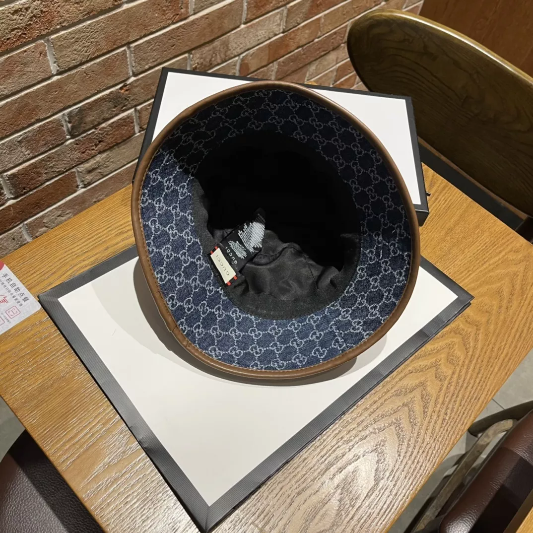 구찌 레트로 모노그램 버킷 모자 상세 이미지 6