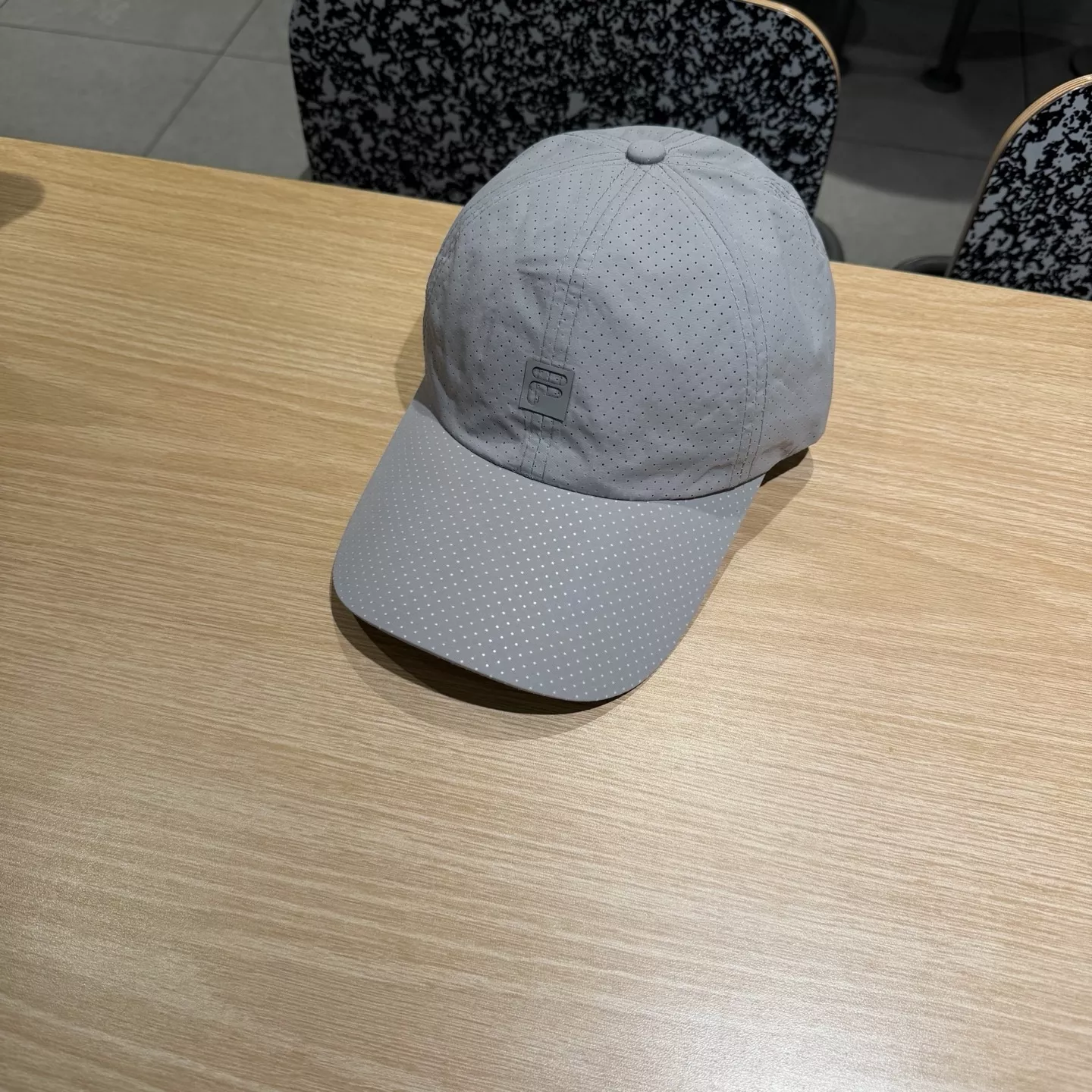 휠라 야광 로고 장식 볼캡 상세 이미지 7