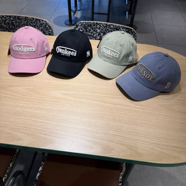 엠엘비 자수 로고 볼캡