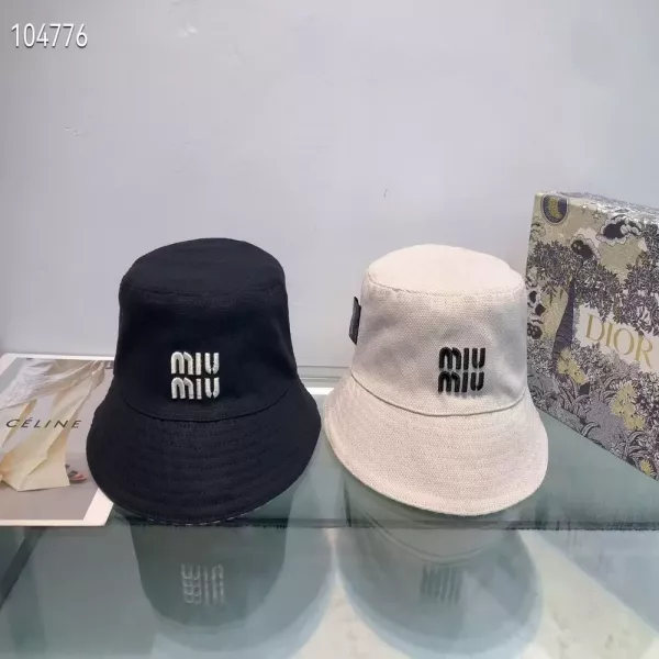 미우미우 양면 착용 버킷 모자