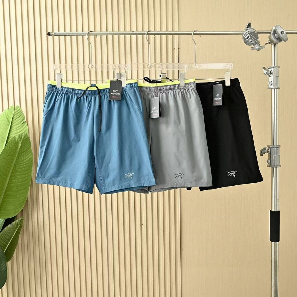 아크테릭스 아웃도어 기능성 반바지