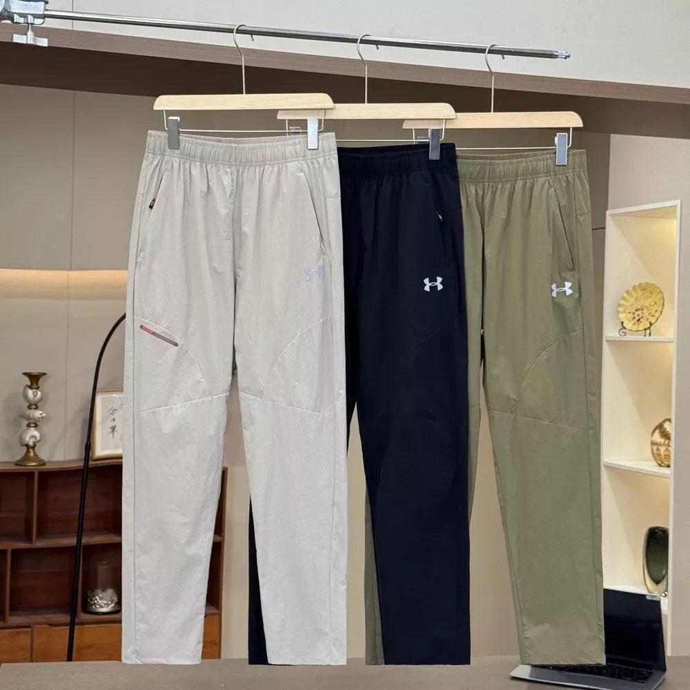 언더아머 3D 컷팅 아웃도어 밴딩 팬츠