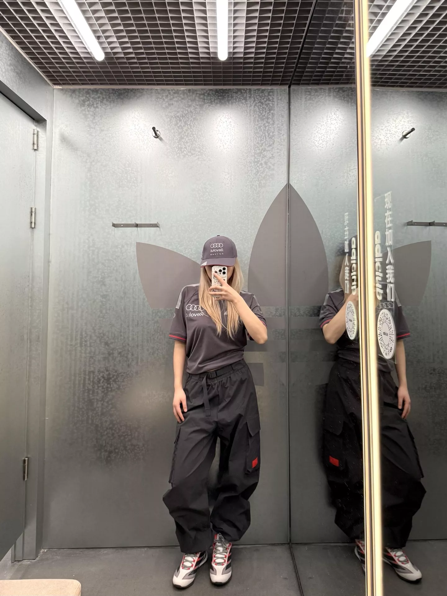 아디다스 레이싱 그래픽 로고 반소매 티셔츠 상세 이미지 21