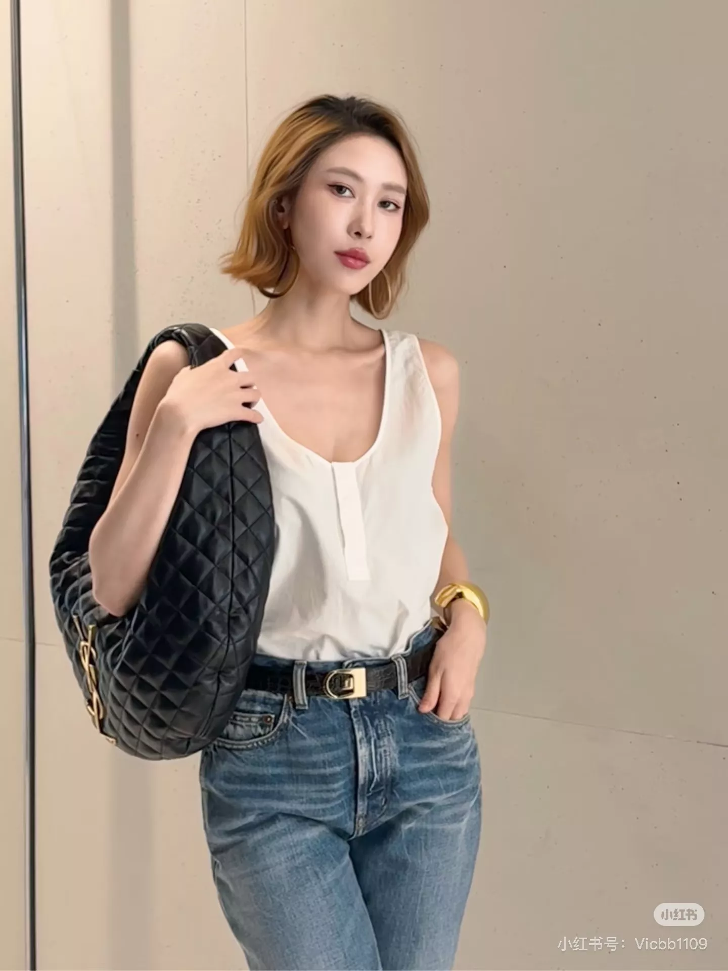 입생로랑 퀼팅 나파 레더 호보 핸드백 상세 이미지 19