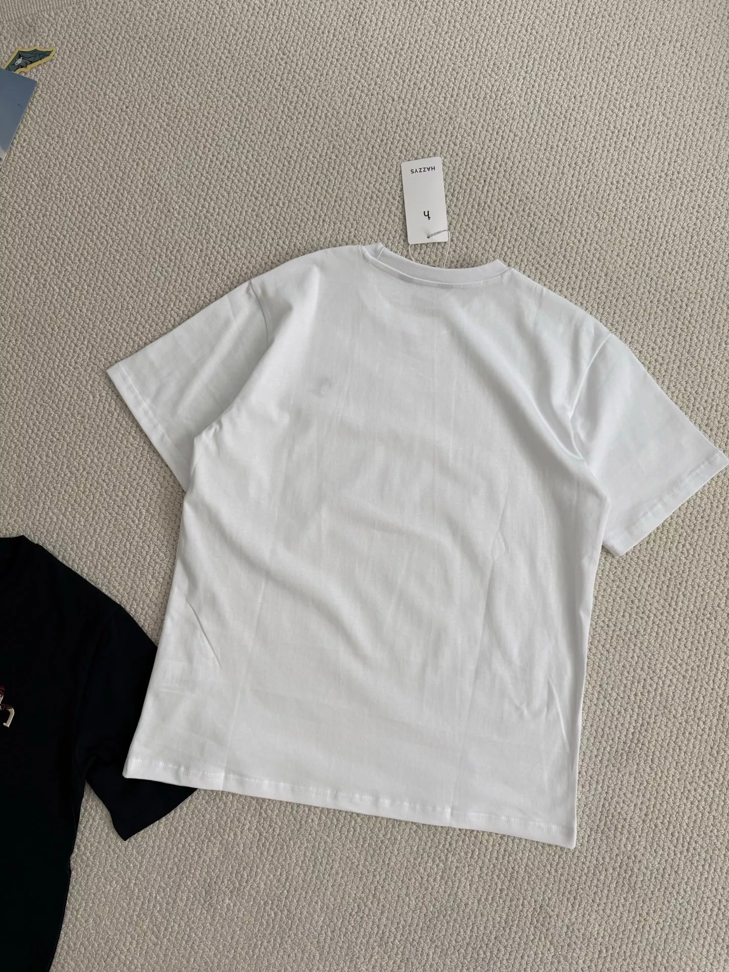 헤지스 클래식 자수 포인트 반소매 티셔츠 상세 이미지 16