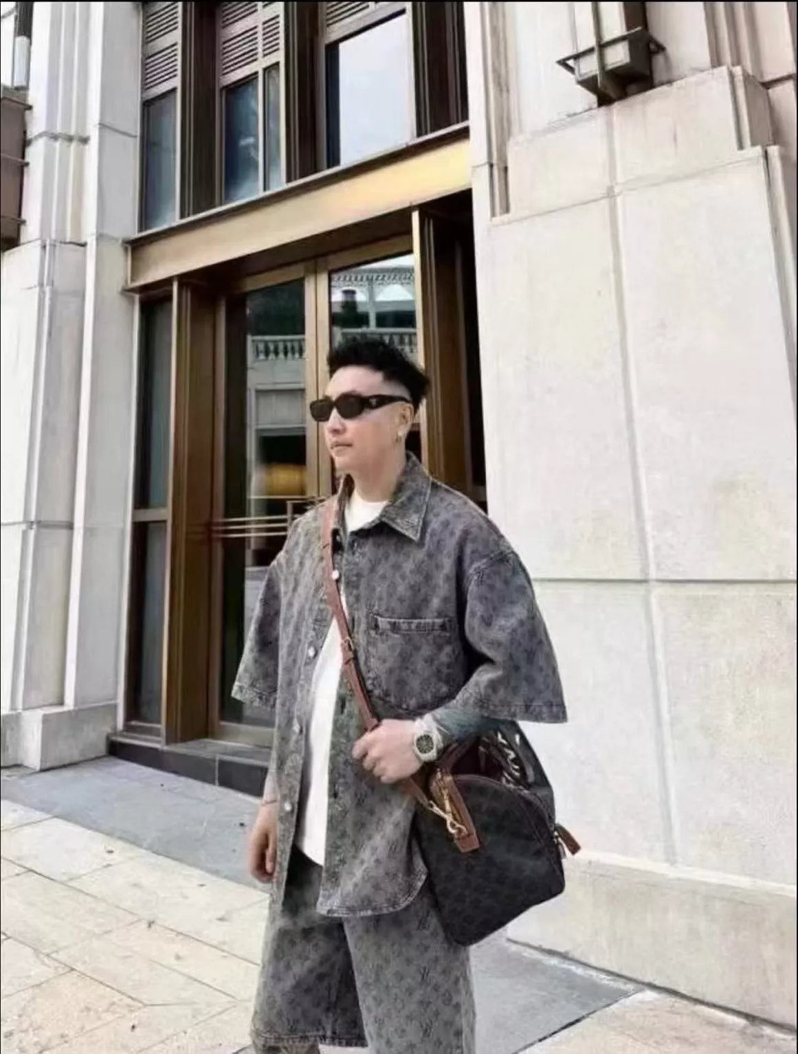 루이비통 타일러 콜라보 모노그램 자카드 데님 재킷 상세 이미지 10