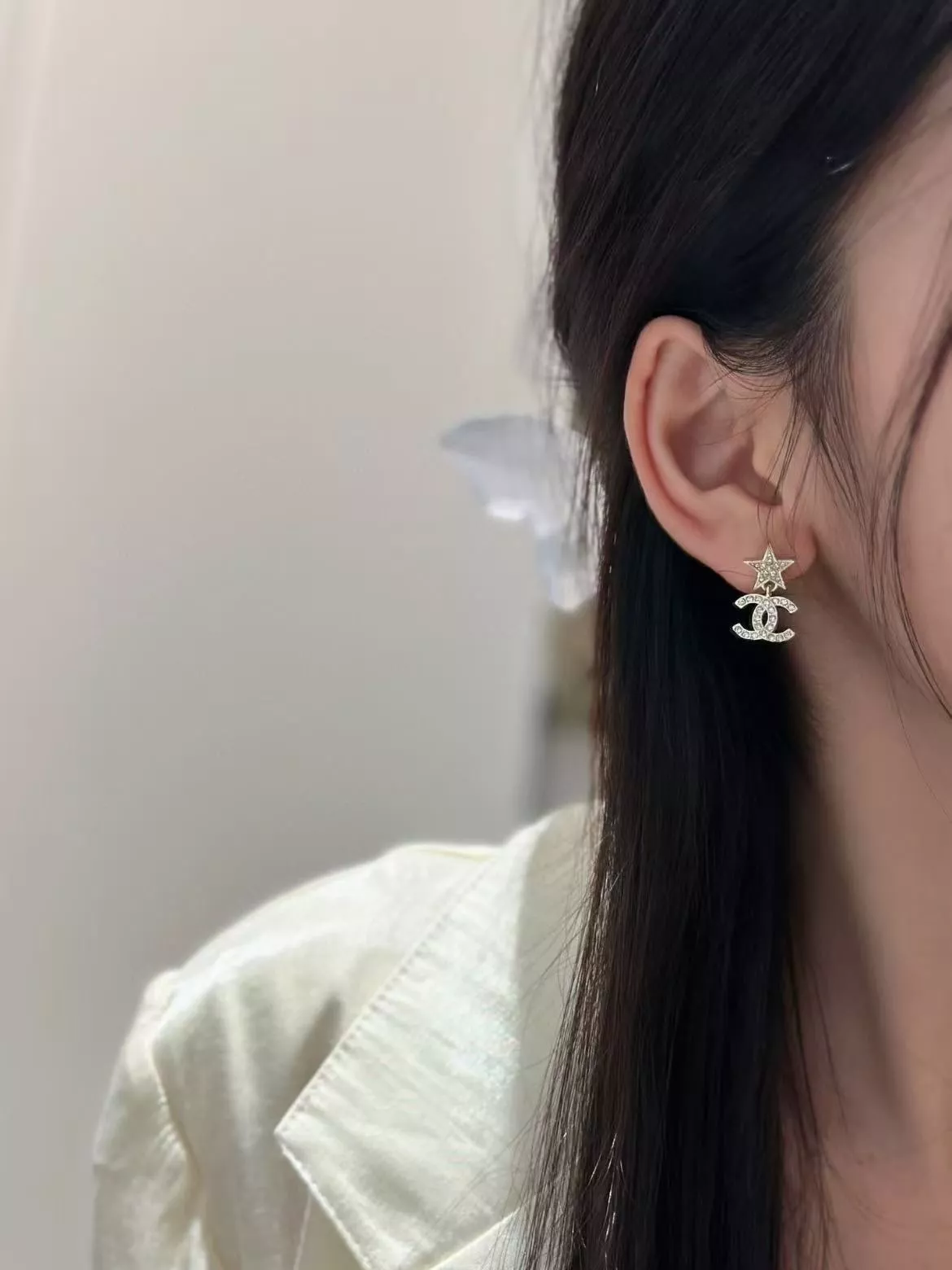 샤넬 스타 크리스탈 장식 이어링 상세 이미지 4