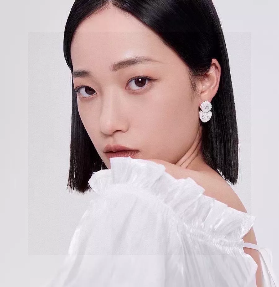 보테가베네타 플라워 장식 이어링 상세 이미지 6