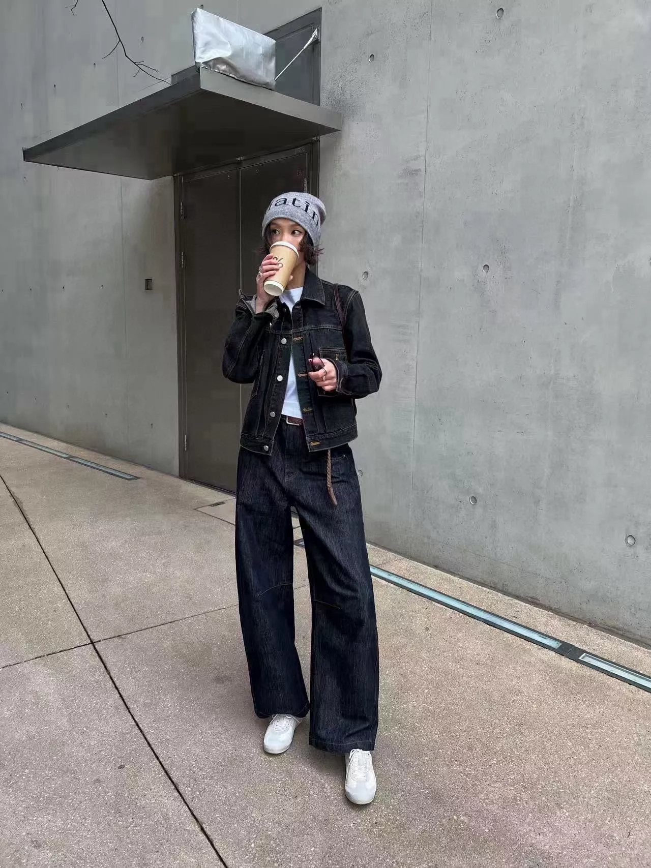 에피드프리팹 원단 워싱 와이드 팬츠 상세 이미지 12
