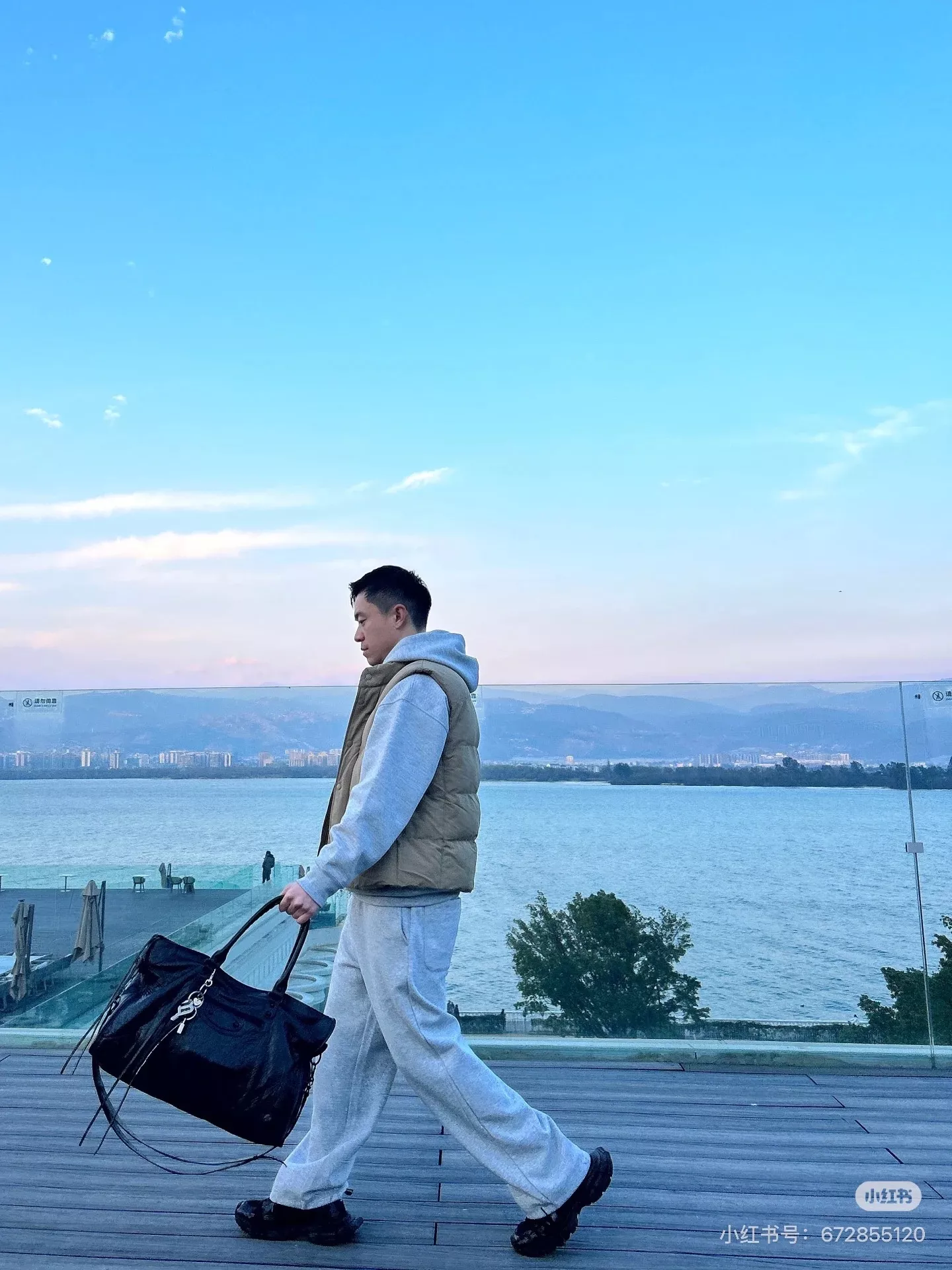 발렌시아가 시티 모터백 상세 이미지 21