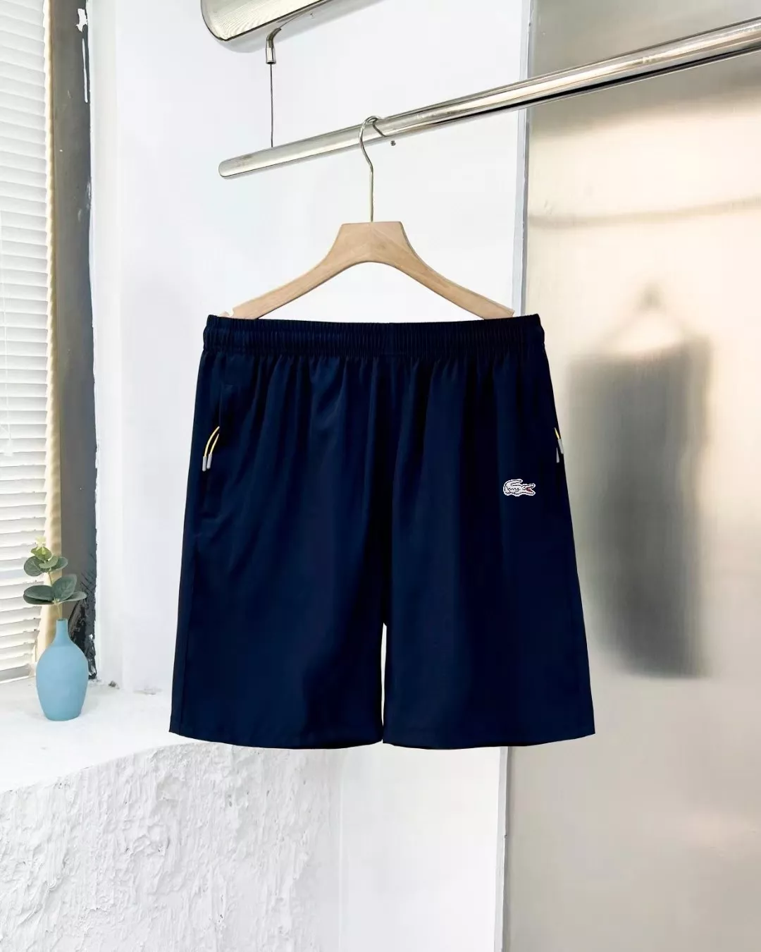 라코스테 악어 로고 기능성 반바지 상세 이미지 3