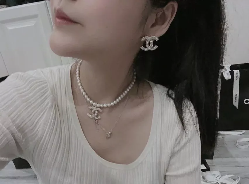샤넬 더블 C 크리스탈 이어링 상세 이미지 6