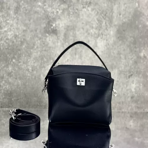 발렌시아가 로데오 금속 잠금 카메라백