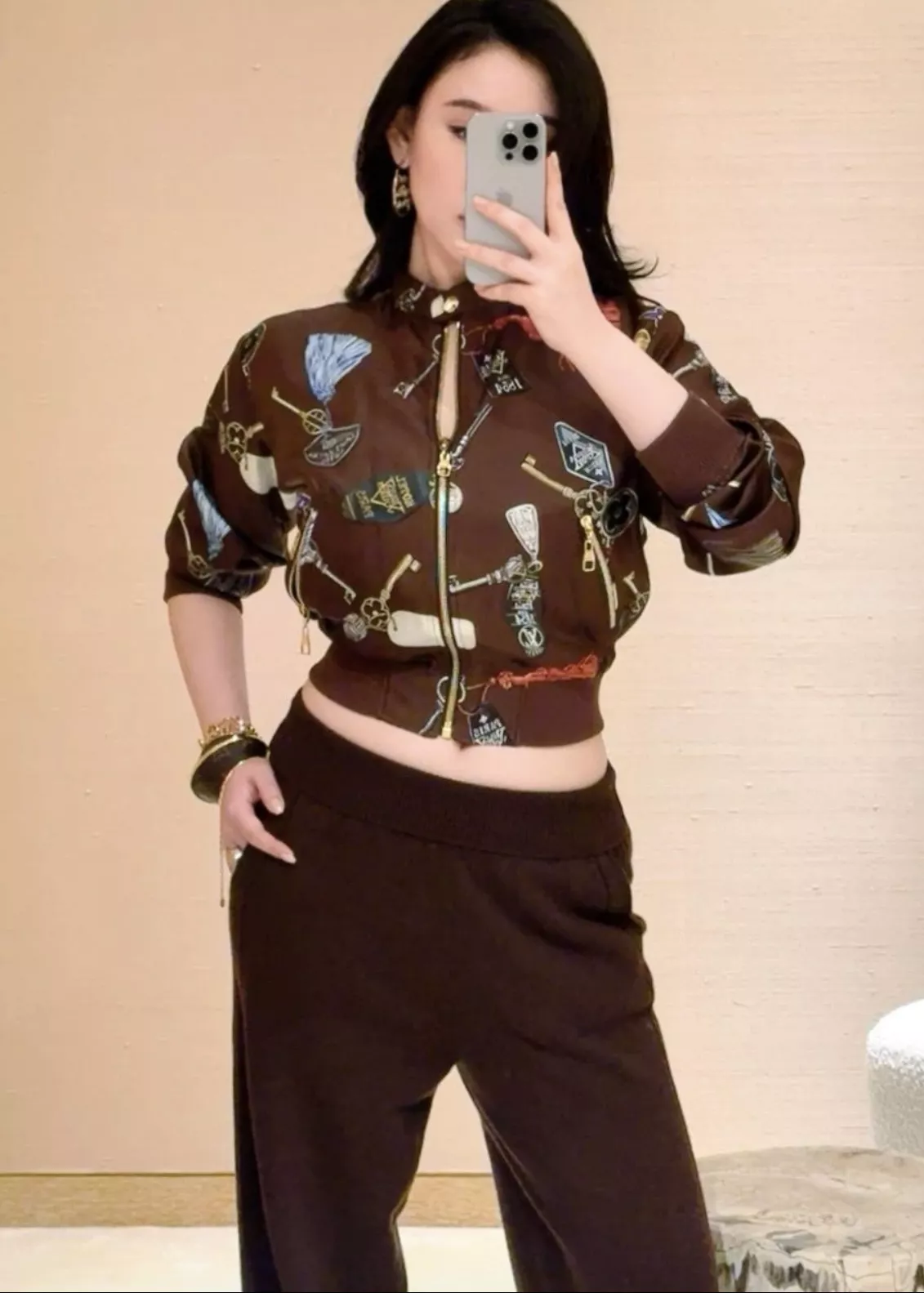 루이비통 양면 숏 재킷 상세 이미지 32