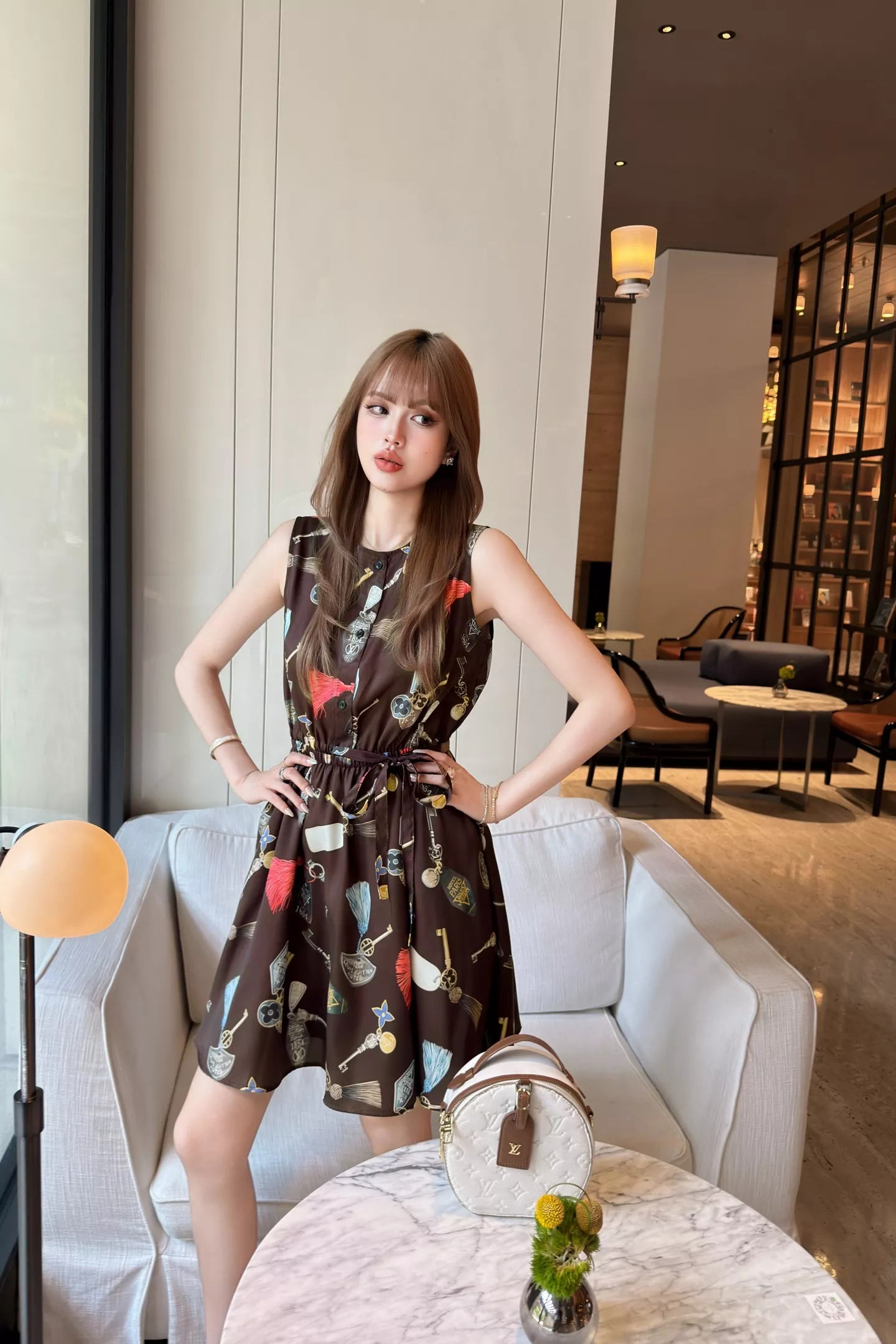 루이비통 프린트 민소매 원피스 상세 이미지 19