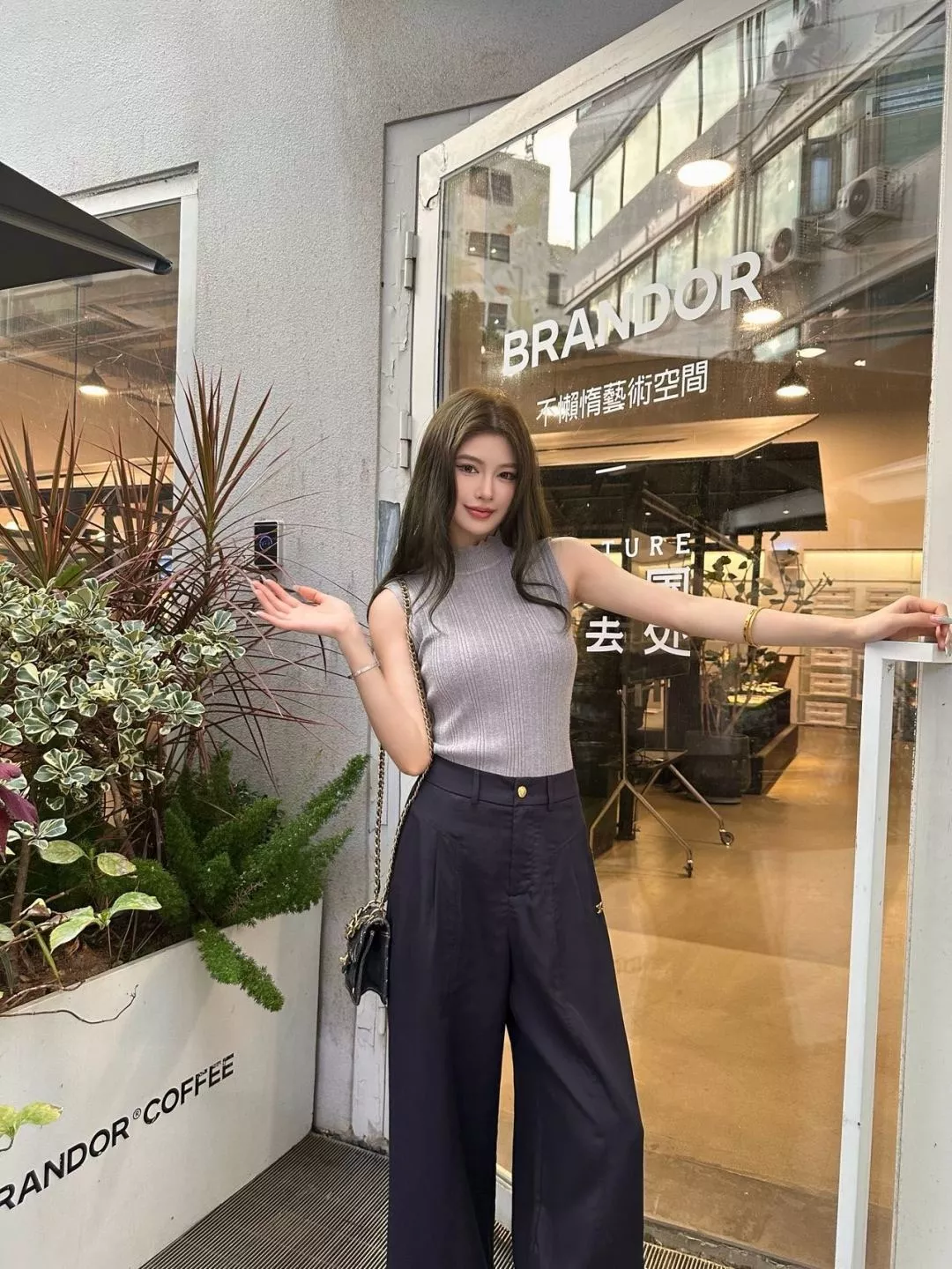 로에베 드로스트링 와이드 팬츠 상세 이미지 26