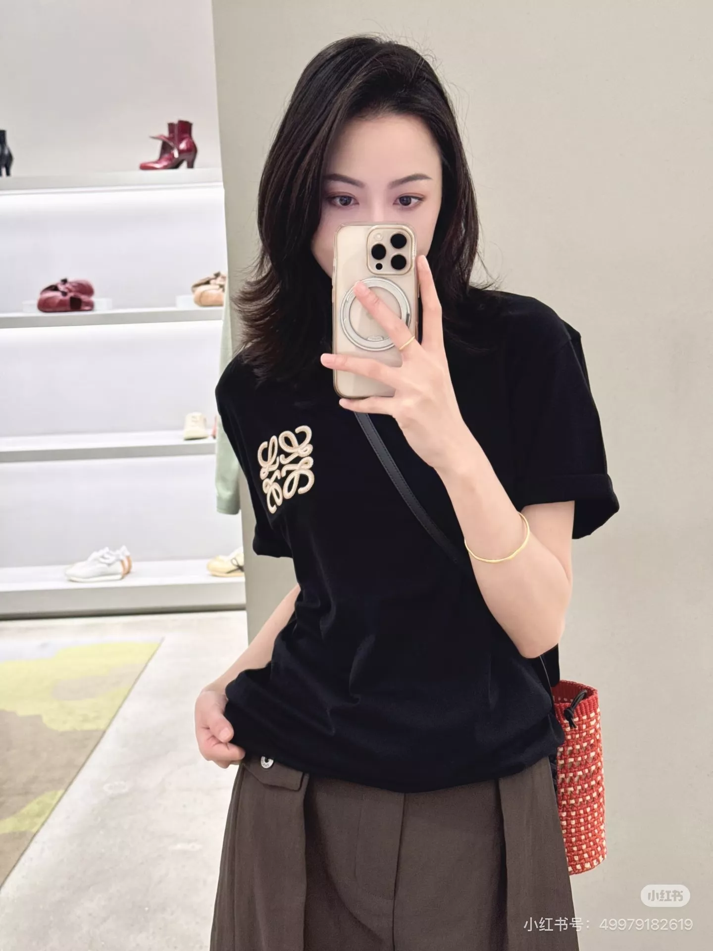 로에베 자수 포인트 반소매 상의 상세 이미지 61