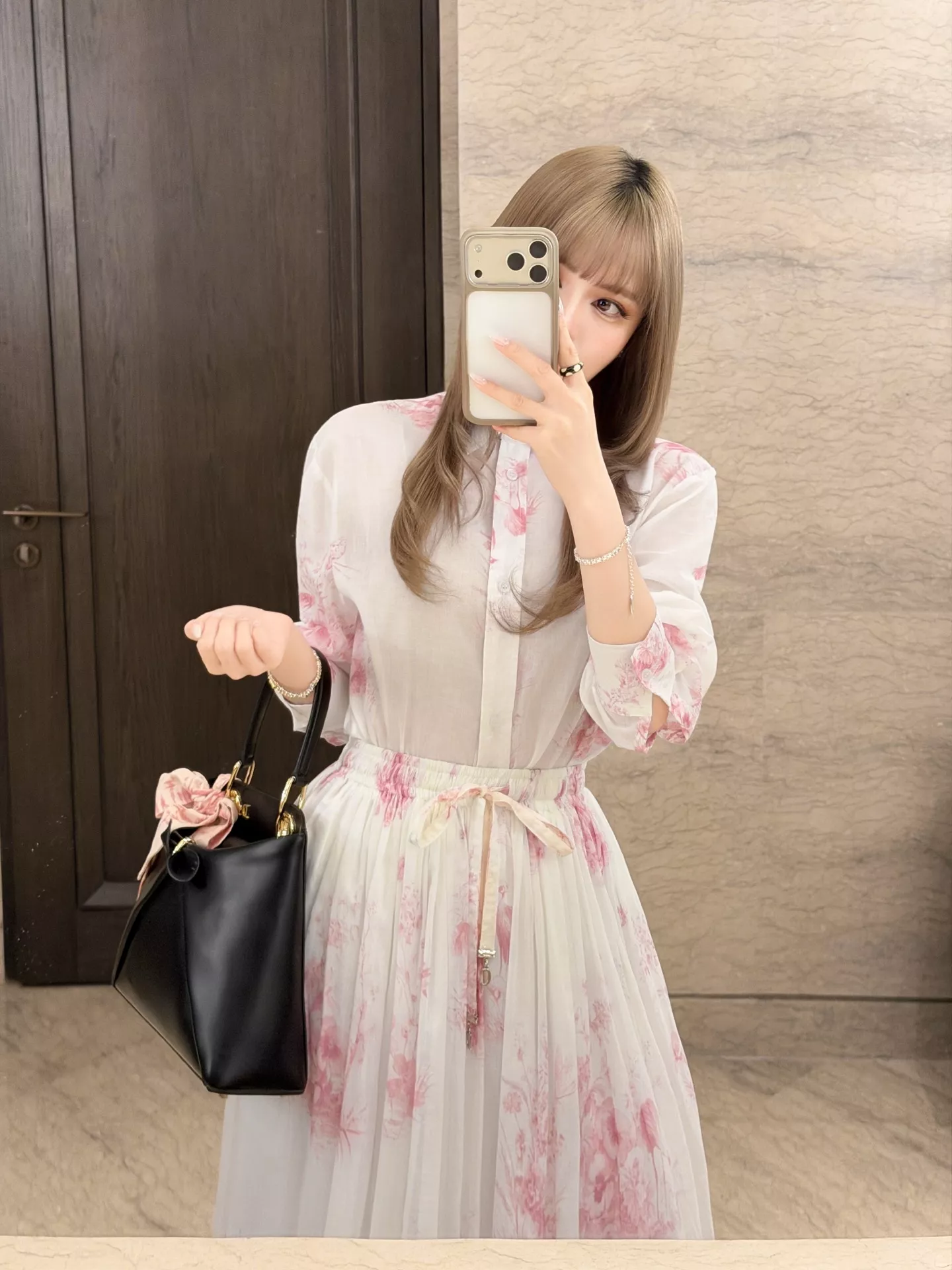 디올 핑크 프린트 밴딩 스커트 상세 이미지 22