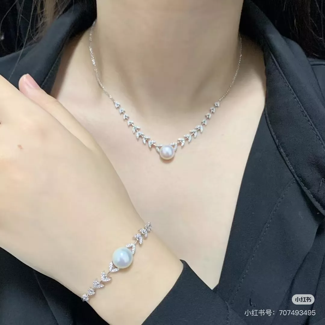 에이피엠 크리스탈 장식 체인 브레이슬릿 상세 이미지 12