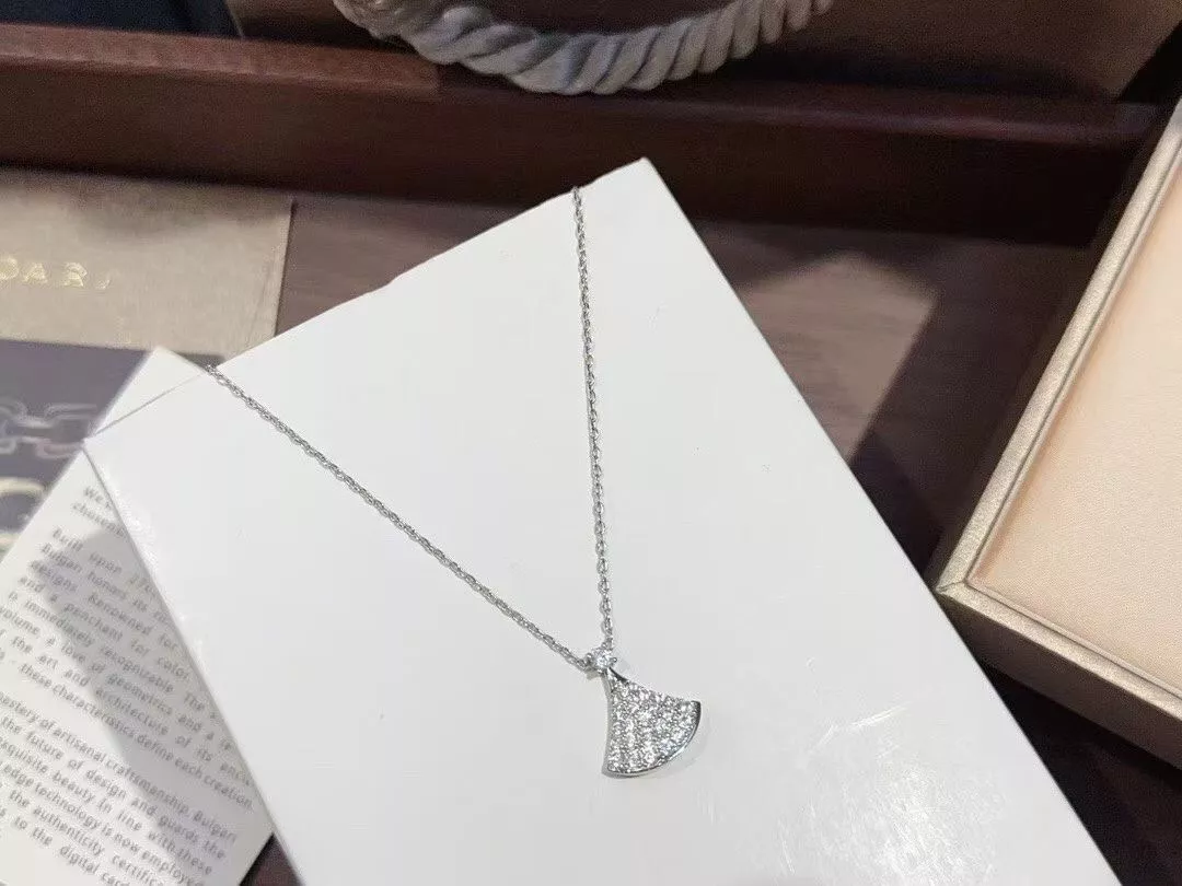 불가리 풀다이아 드레스 모티브 네크리스 상세 이미지 3