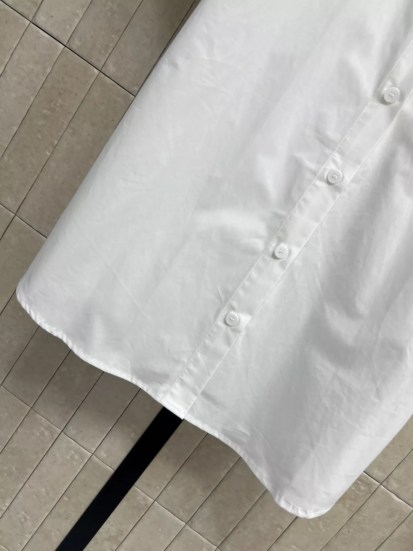 샤넬 자수 포켓 카라 반소매 셔츠 상세 이미지 3