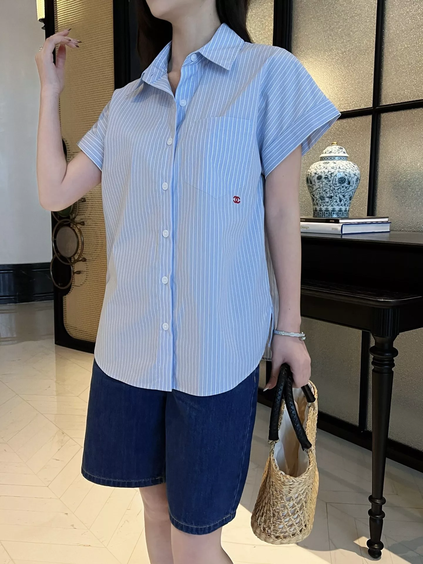 샤넬 자수 포켓 카라 반소매 셔츠 상세 이미지 26