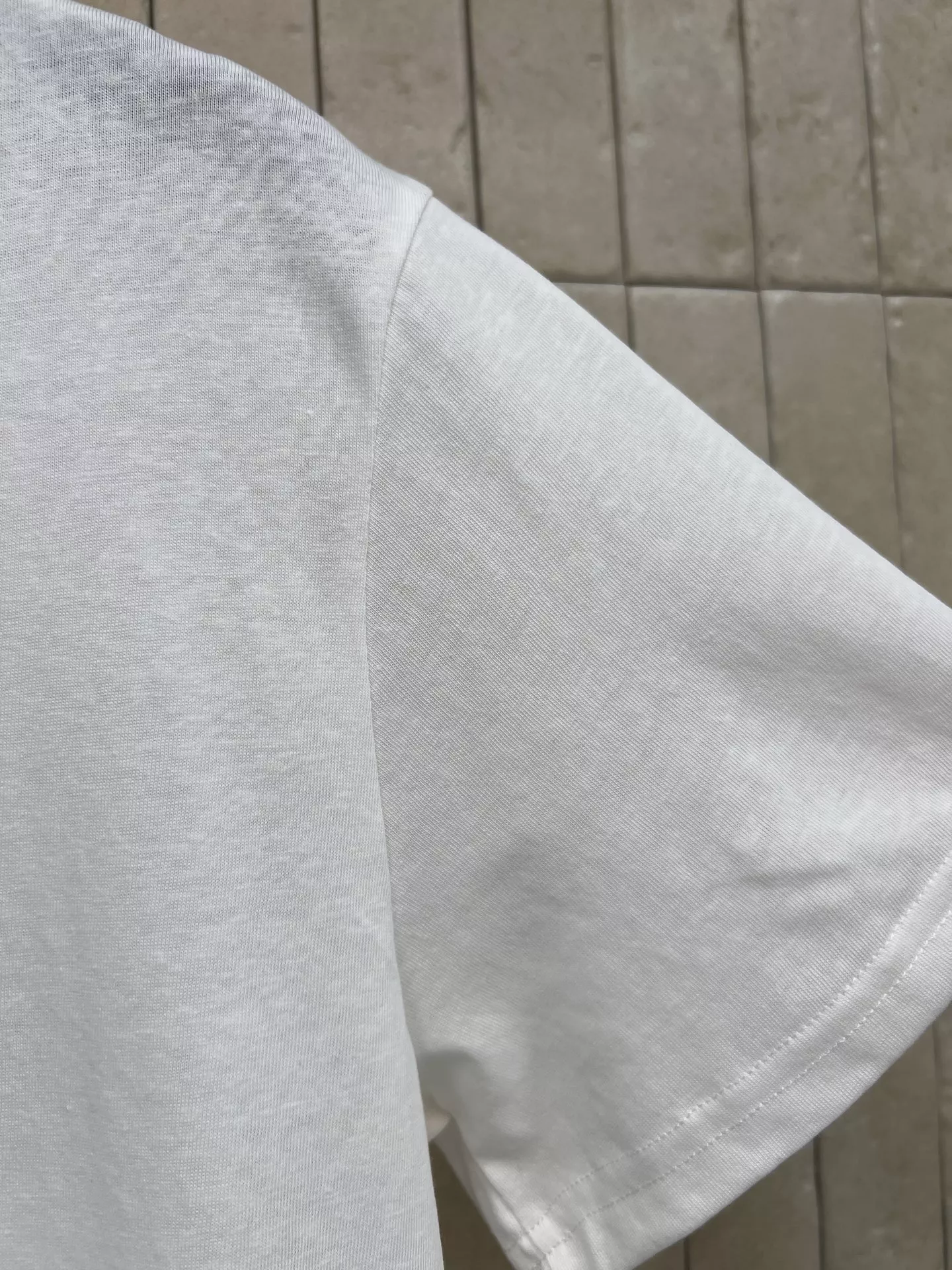 샤넬 유넥 레이스 배색 반소매 상의 상세 이미지 5