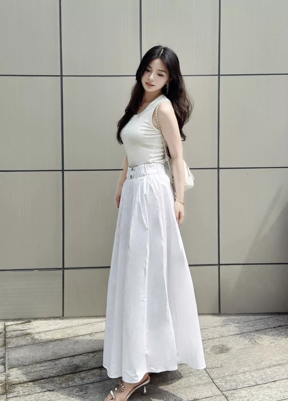 프라다 하이웨이스트 에이라인 플레어 스커트 상세 이미지 18