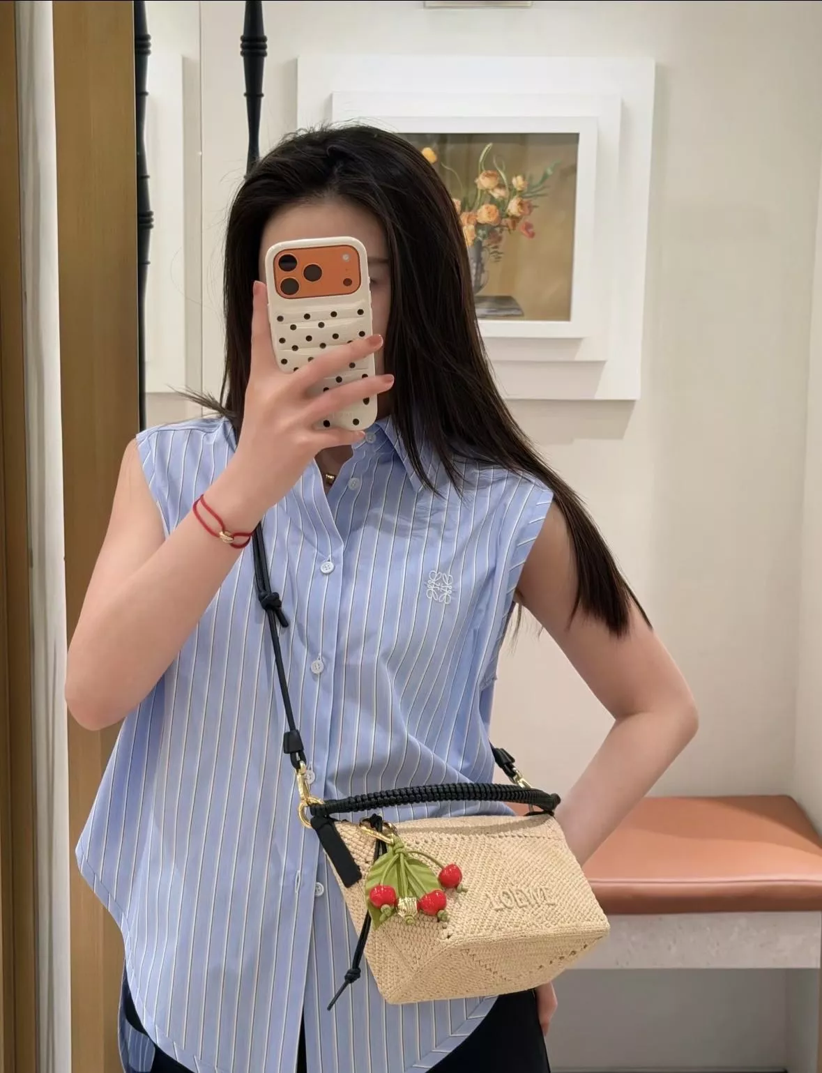 로에베 스트라이프 자수 포인트 셔츠 상세 이미지 15