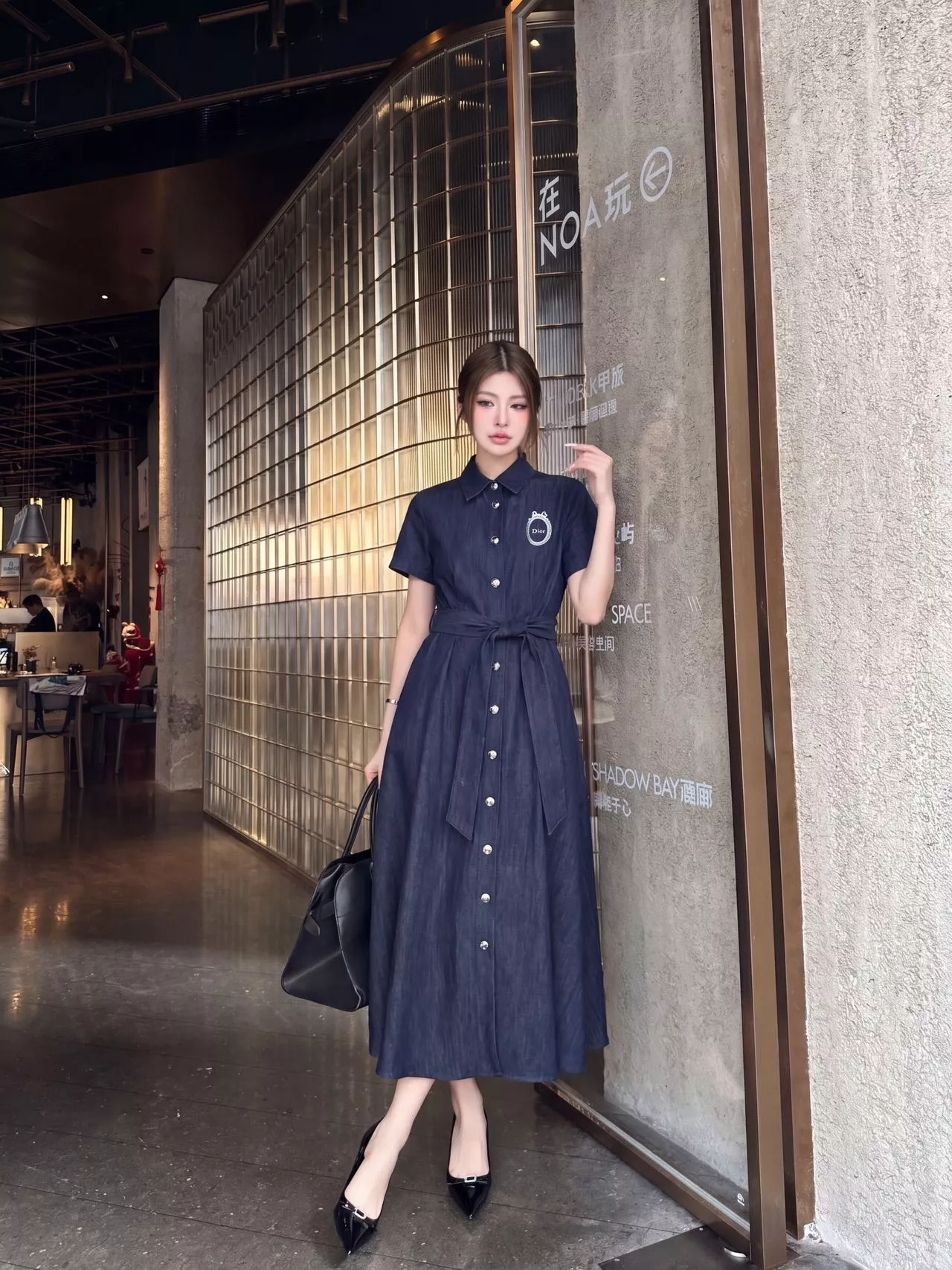 디올 자수 로고 데님 셔츠형 원피스 상세 이미지 19
