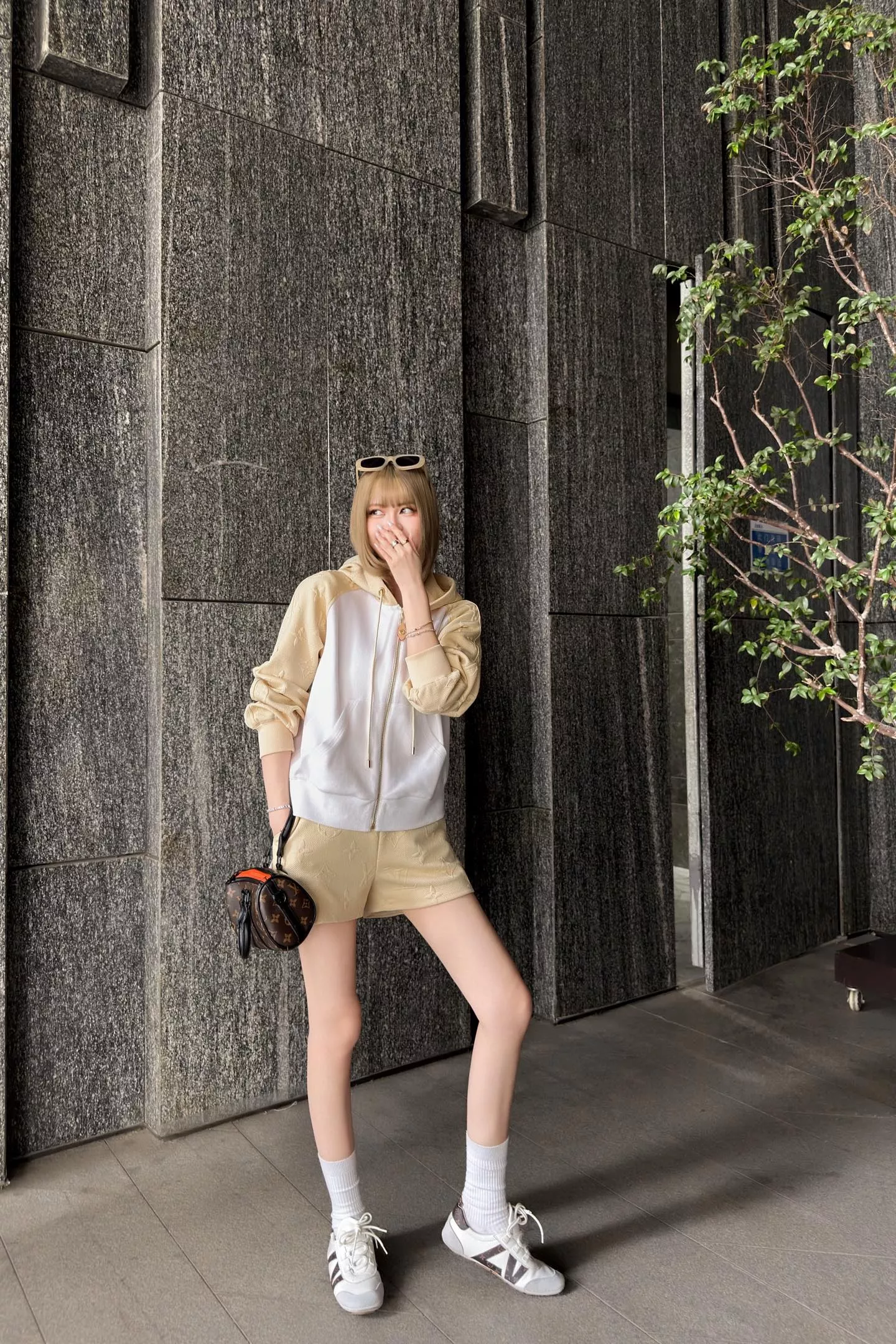 로에베 배색 자카드 후드 집업 재킷 상세 이미지 52