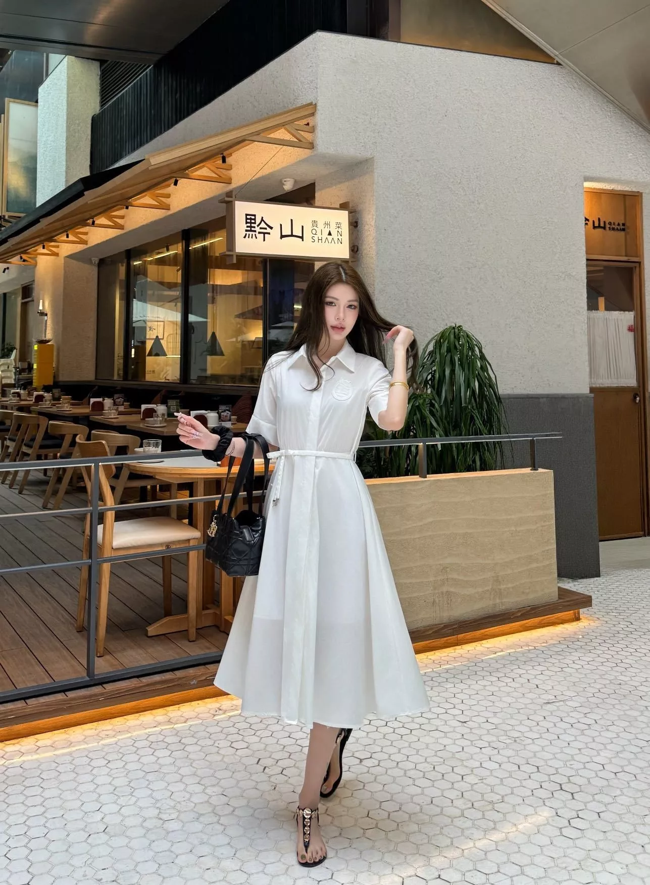 디올 화이트 카라 셔츠 원피스 상세 이미지 17