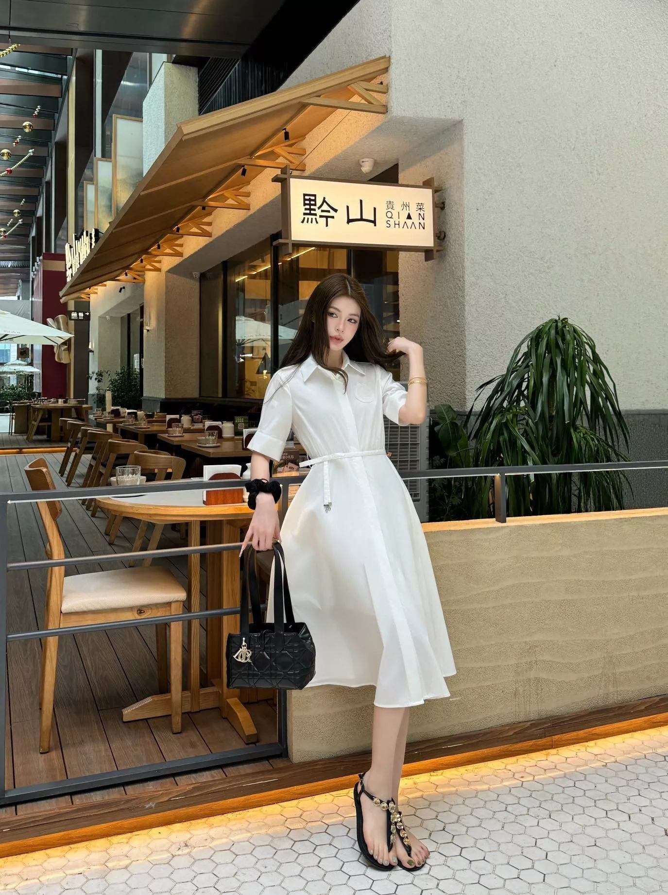 디올 화이트 카라 셔츠 원피스 상세 이미지 16