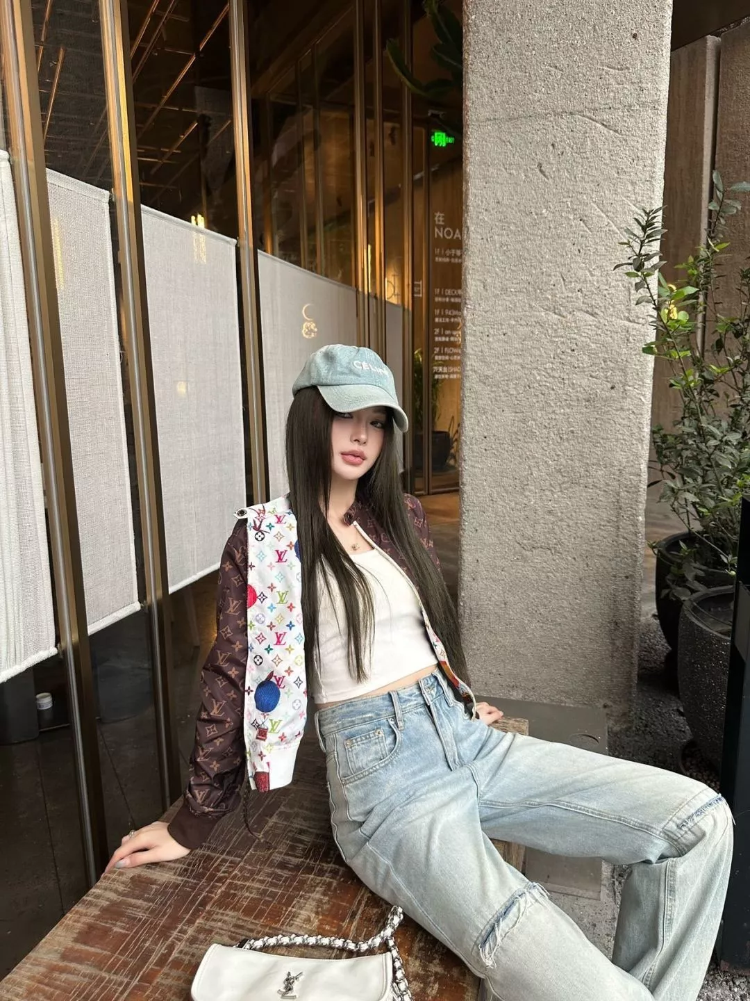 루이비통 모노그램 벌룬 패턴 쇼트 재킷 상세 이미지 14