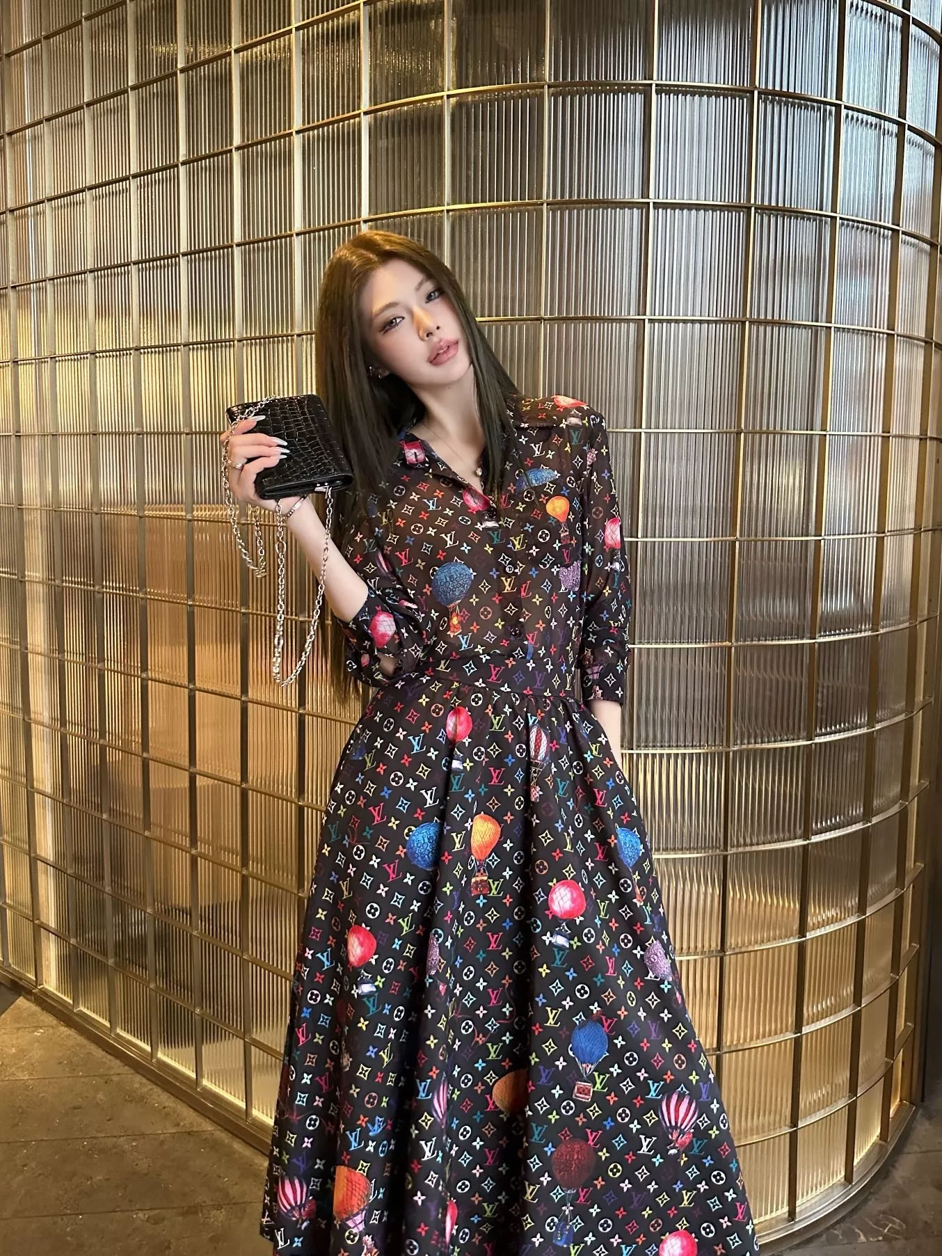 로에베 올오버 패턴 셔츠 스커트 세트 상세 이미지 21