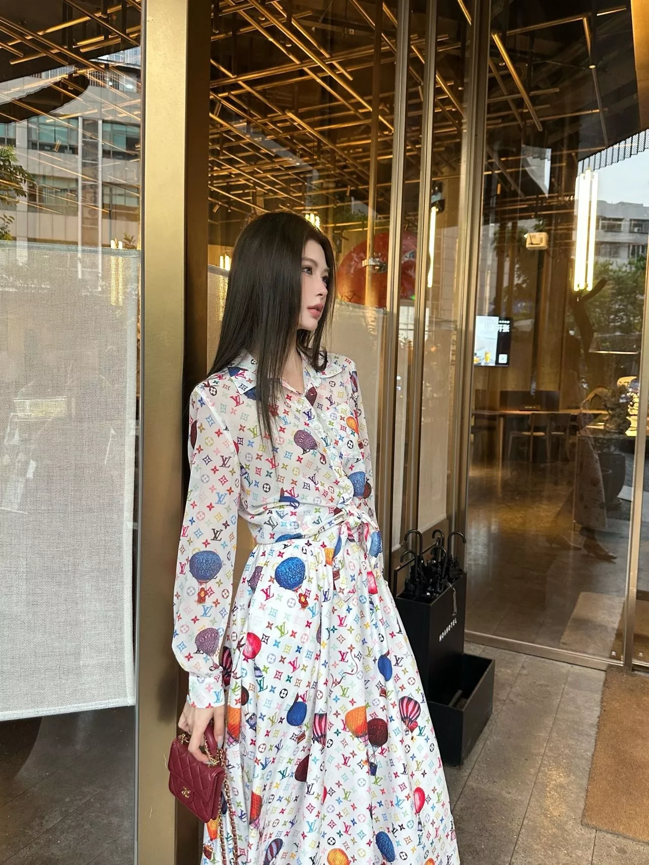 로에베 올오버 패턴 셔츠 스커트 세트 상세 이미지 34