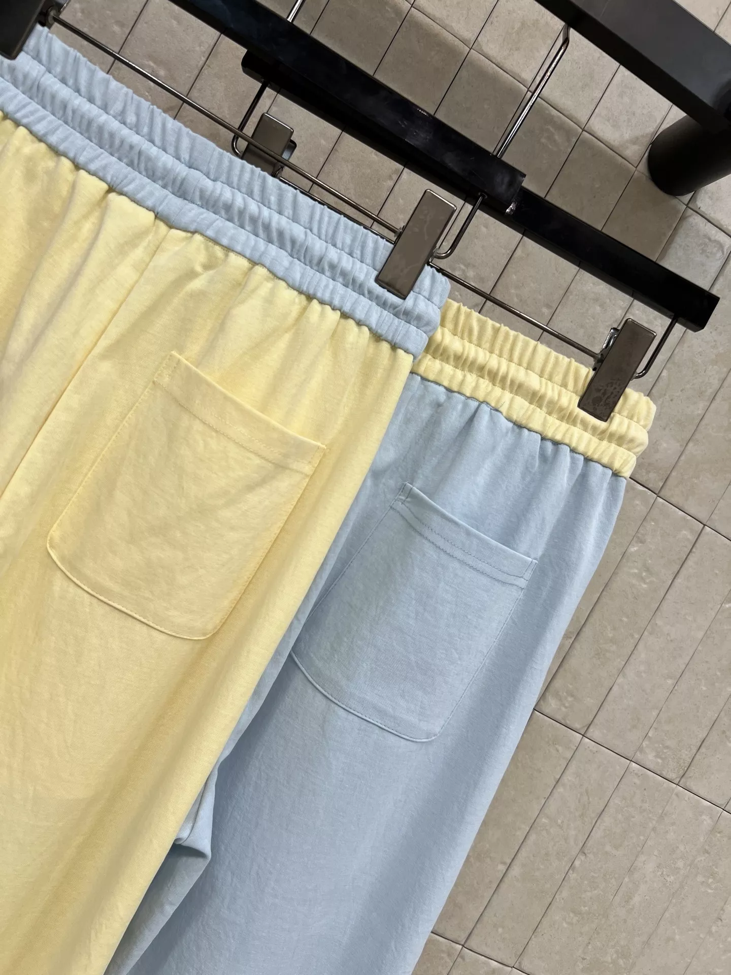 로에베 배색 허리 밴딩 와이드 팬츠 상세 이미지 8