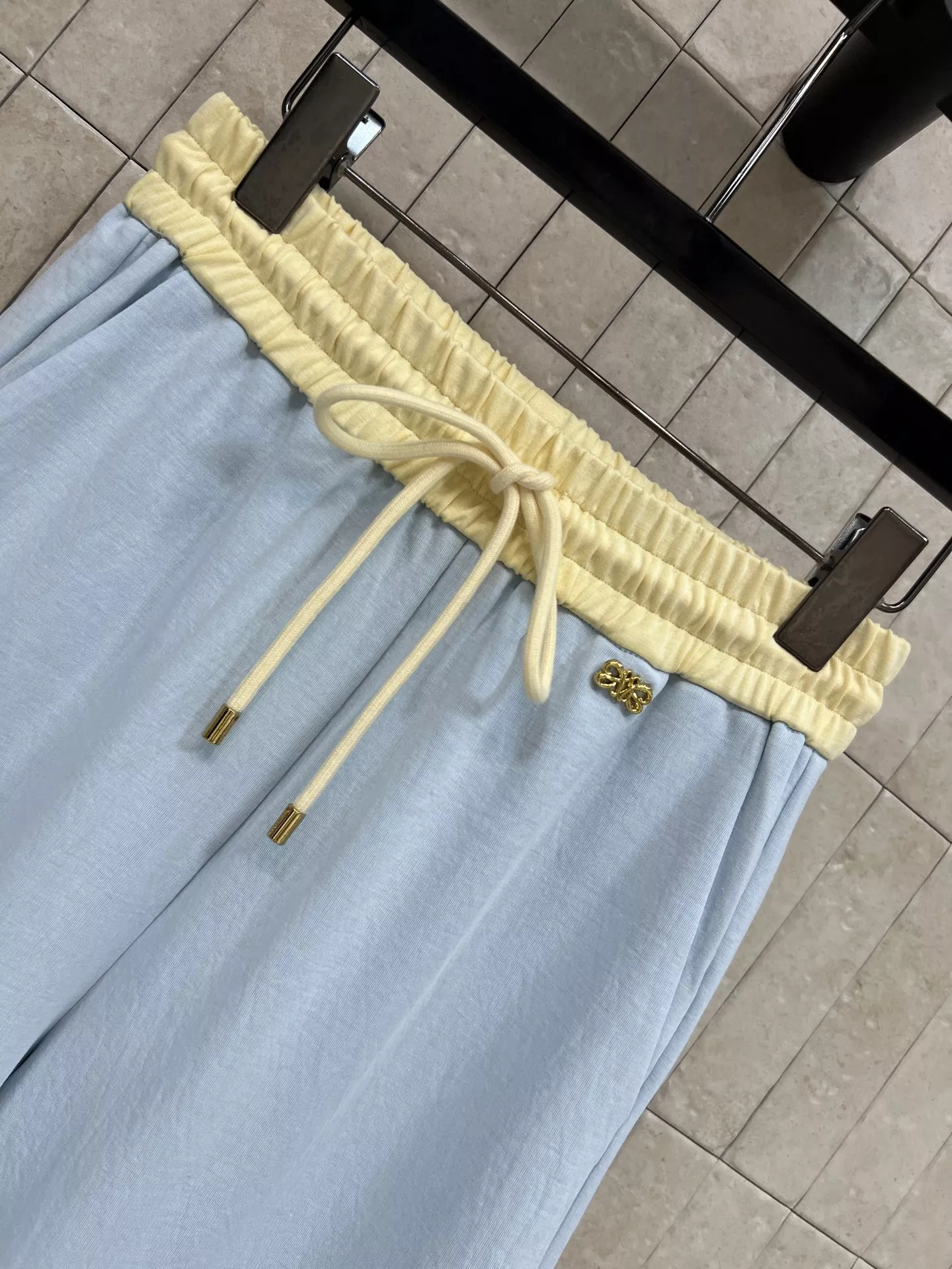 로에베 배색 허리 밴딩 와이드 팬츠 상세 이미지 2