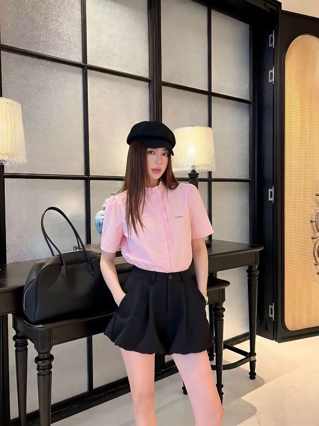 샤넬 프릴 디테일 반소매 코튼 셔츠 상세 이미지 17