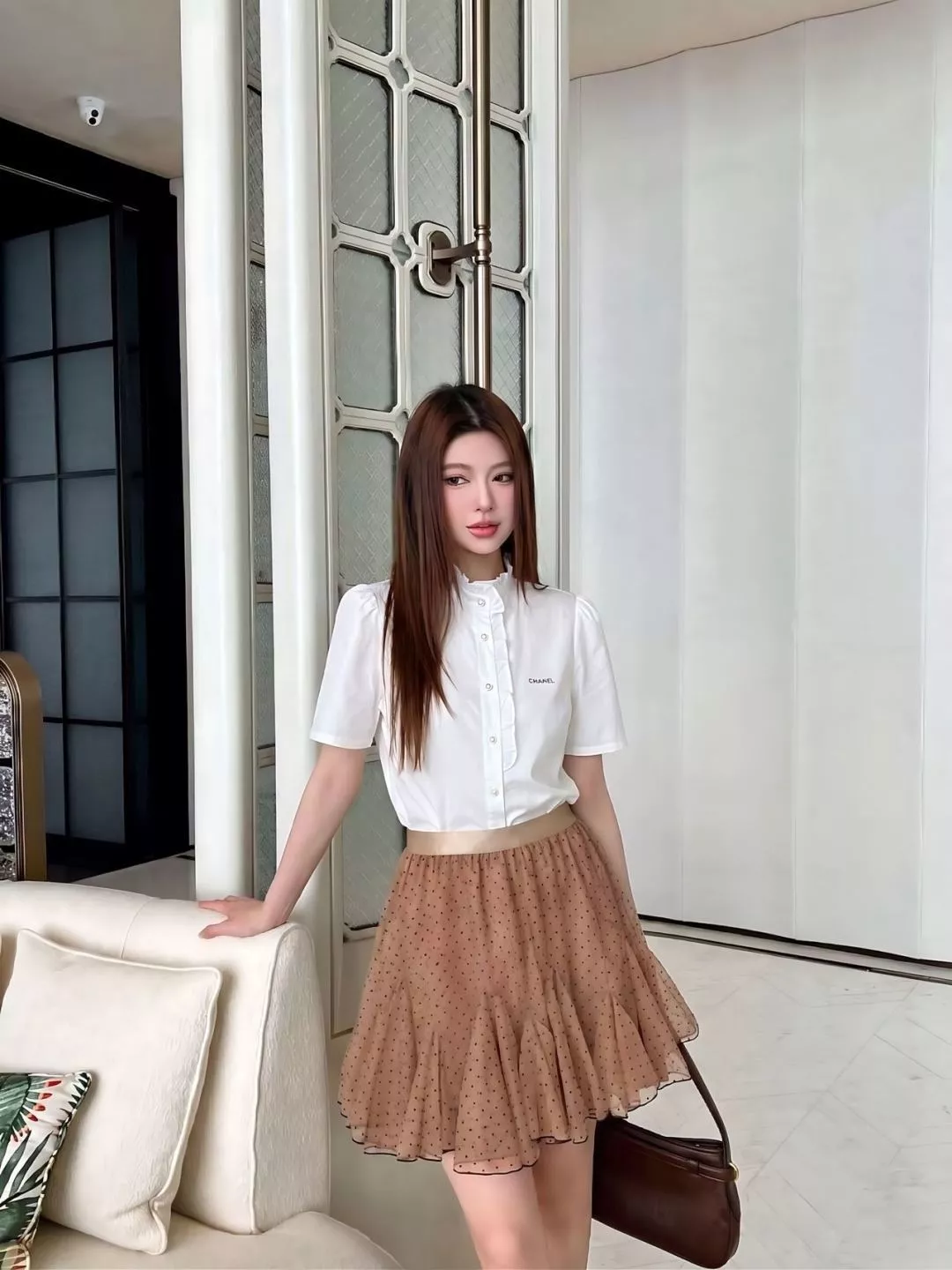샤넬 프릴 디테일 반소매 코튼 셔츠 상세 이미지 28