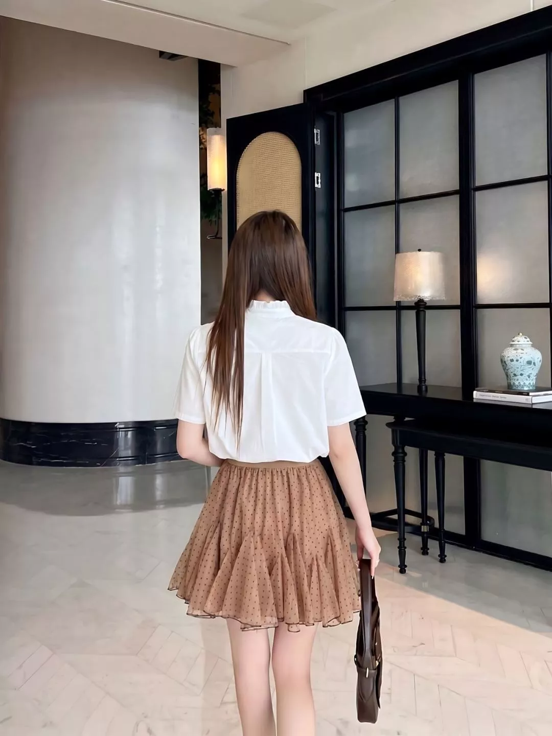 샤넬 프릴 디테일 반소매 코튼 셔츠 상세 이미지 25