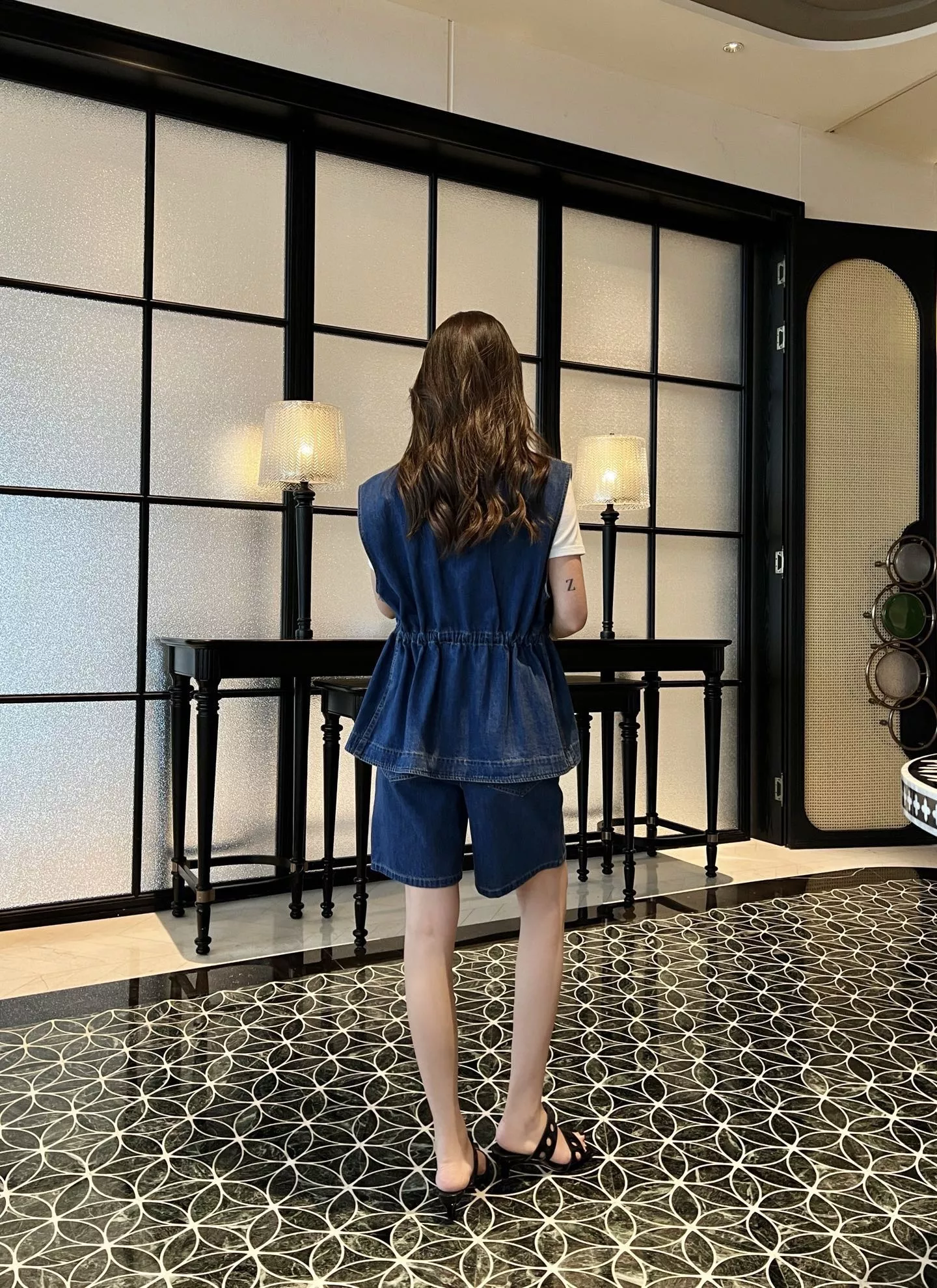 노브랜드 복고 데님 베스트와 숏팬츠 세트 상세 이미지 18