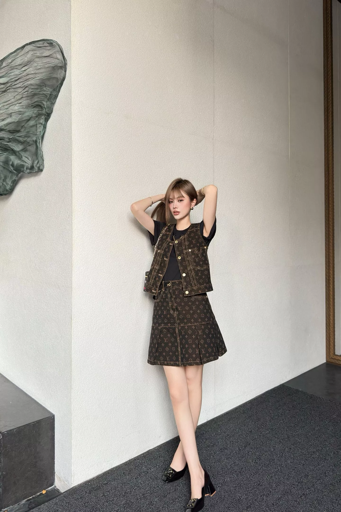 루이비통 모노그램 하이웨이스트 데님 스커트 상세 이미지 57