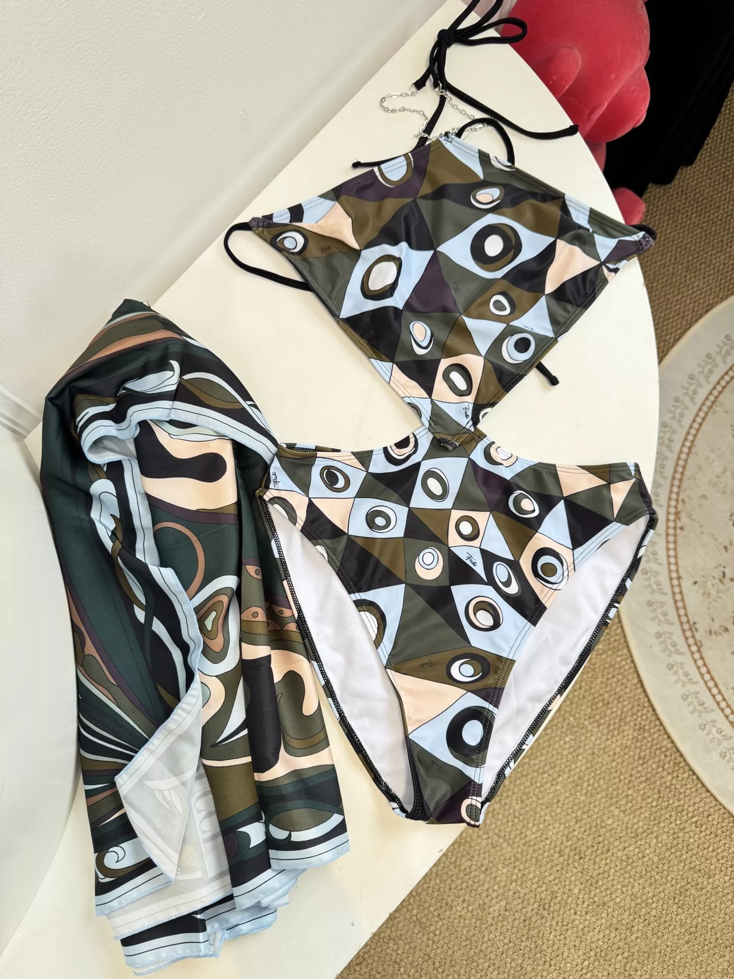 푸치 오키 프린트 체인 홀터 상세 이미지 3