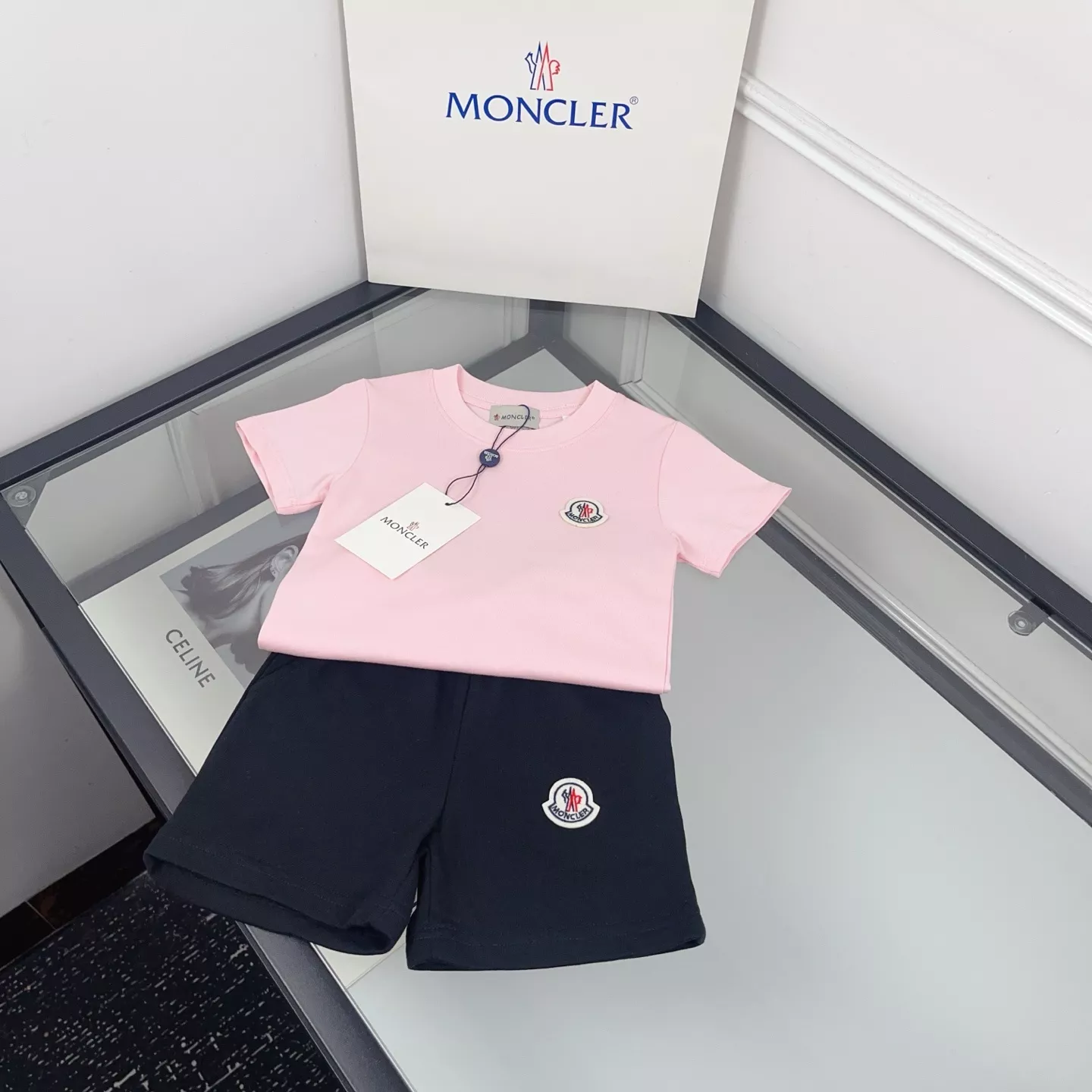 몽클레어 키즈 캐주얼 반소매 세트 상세 이미지 1
